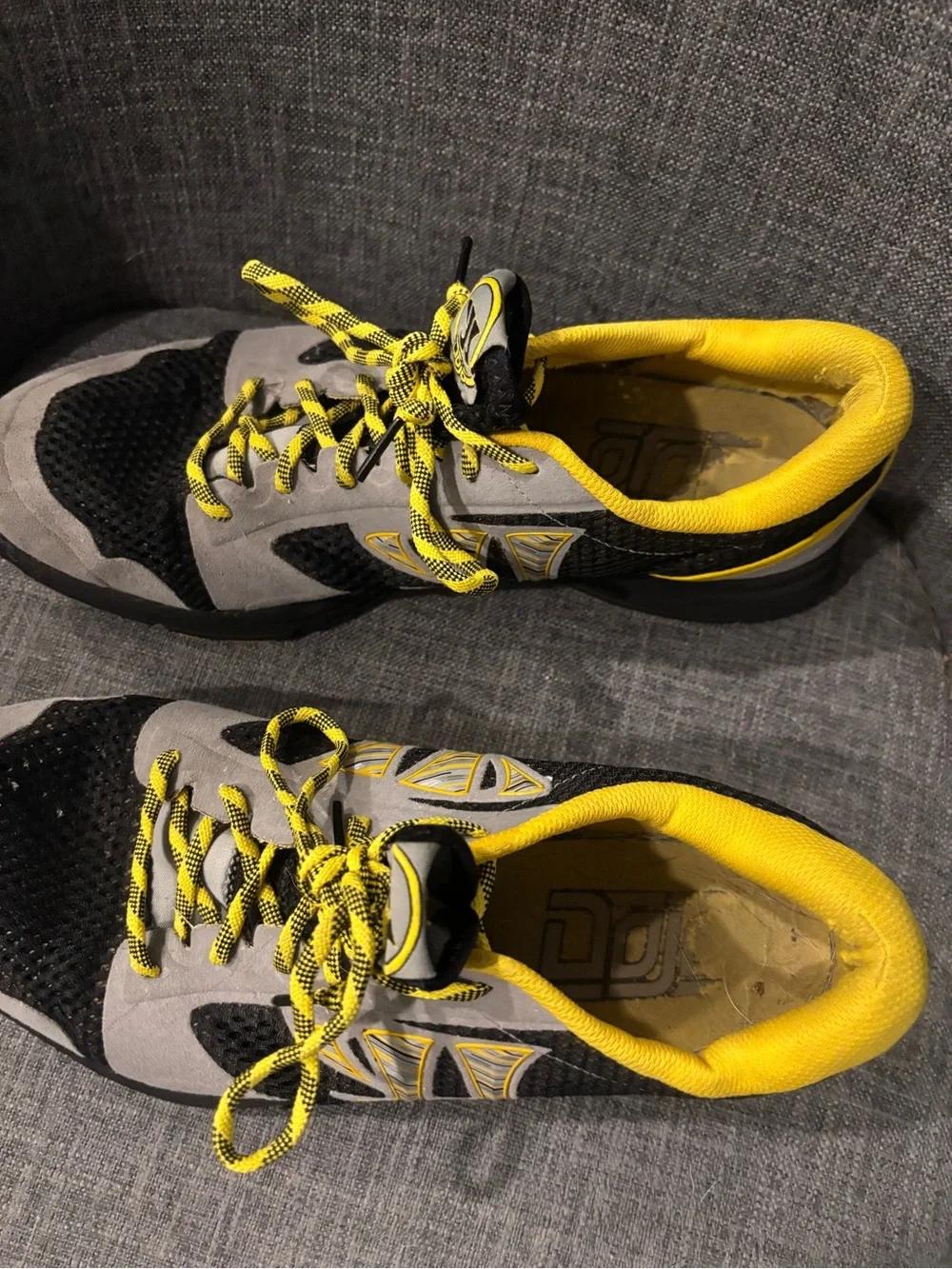 Warrior Hockey Dojo Performance Training Shoes Men’s Size 10.5